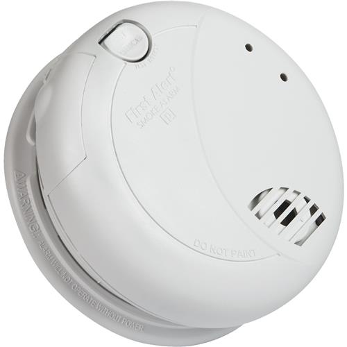 7010B First Alert Smoke Alarm With Battery Back-Up
