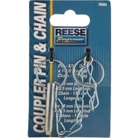Picture of a coupler and chain in packaging.